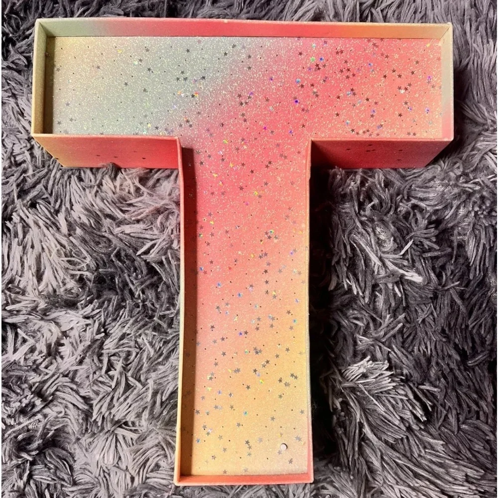 Justice Light Up T Shape, Multicolored Batter Operated Light